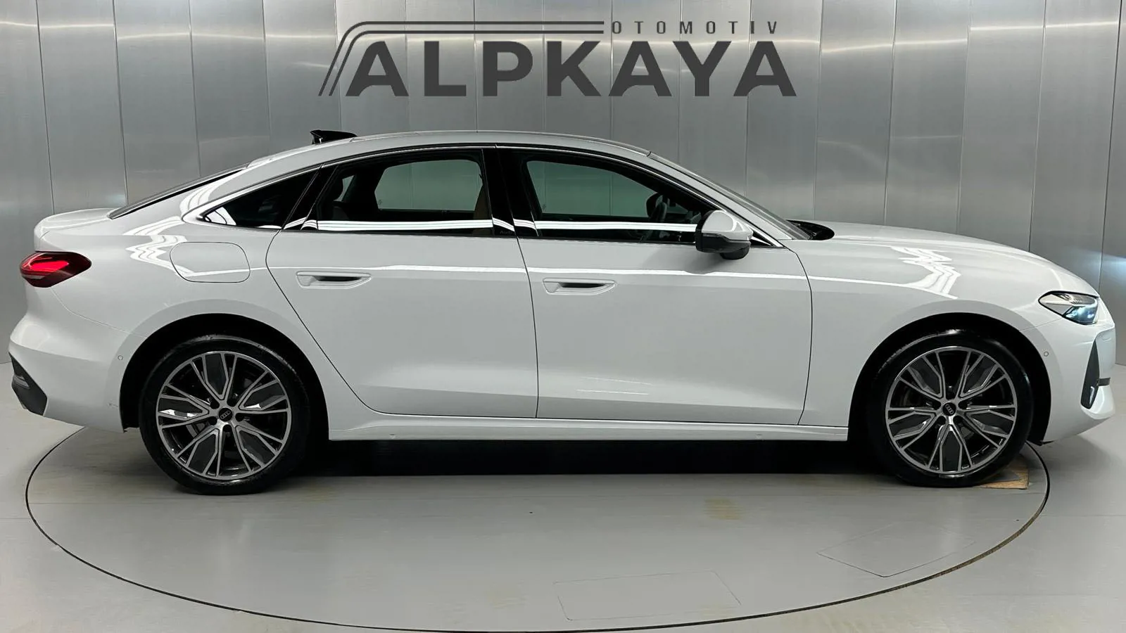 Audi A5 SEDAN TFSI QUATTRO ADVANCED