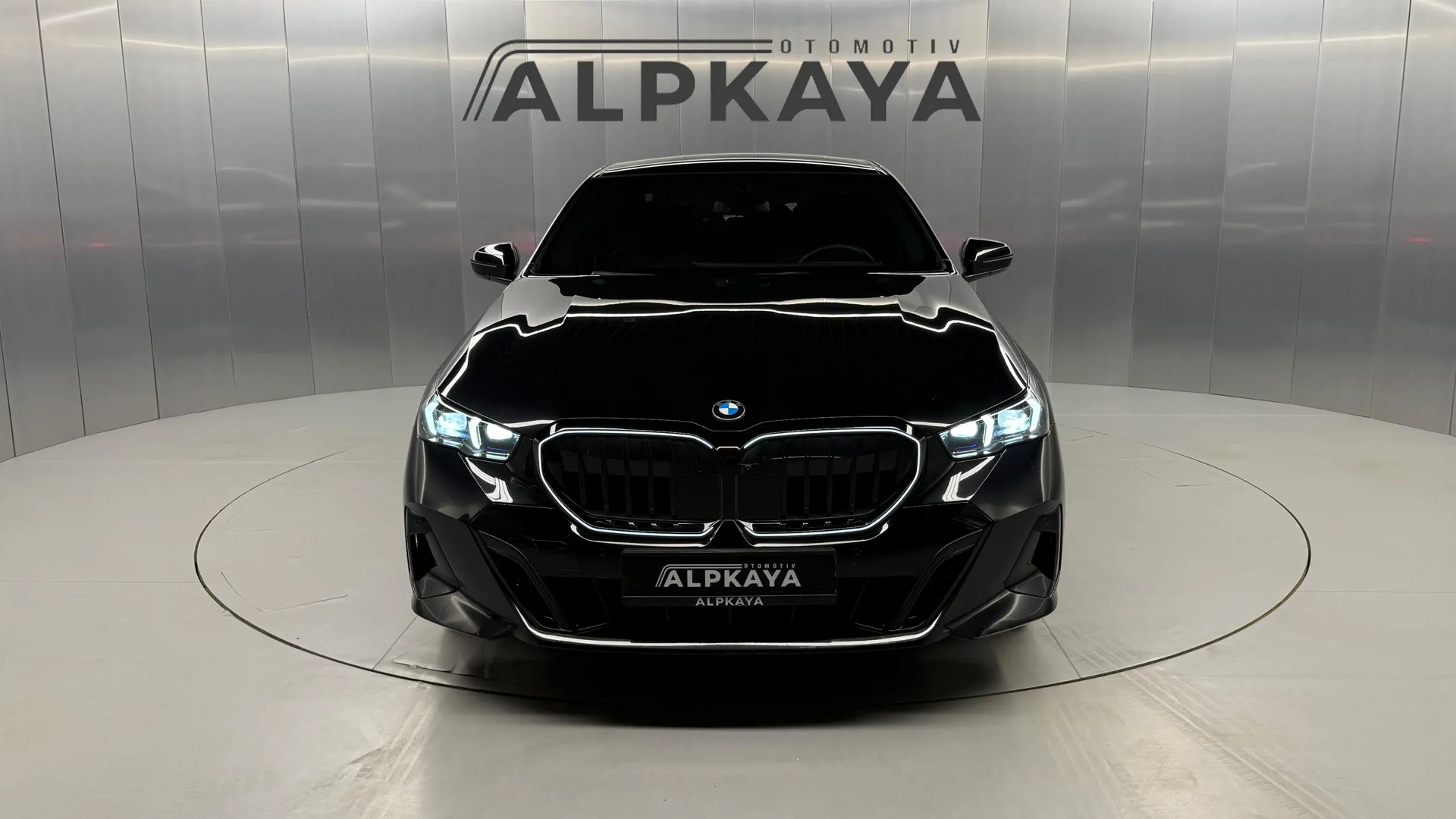 BMW 520I M SPORT