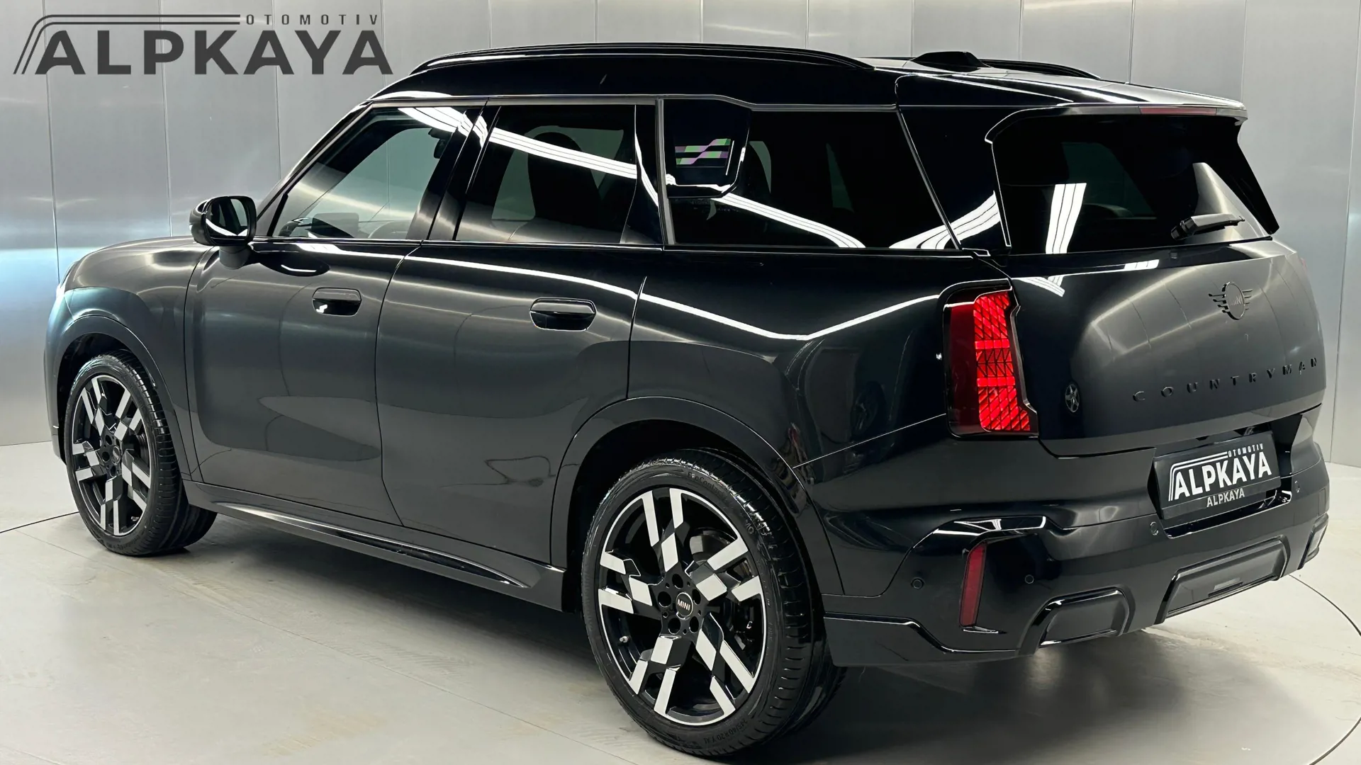 Mini COUNTRYMAN 1.5 JOHN COOPER WORKS