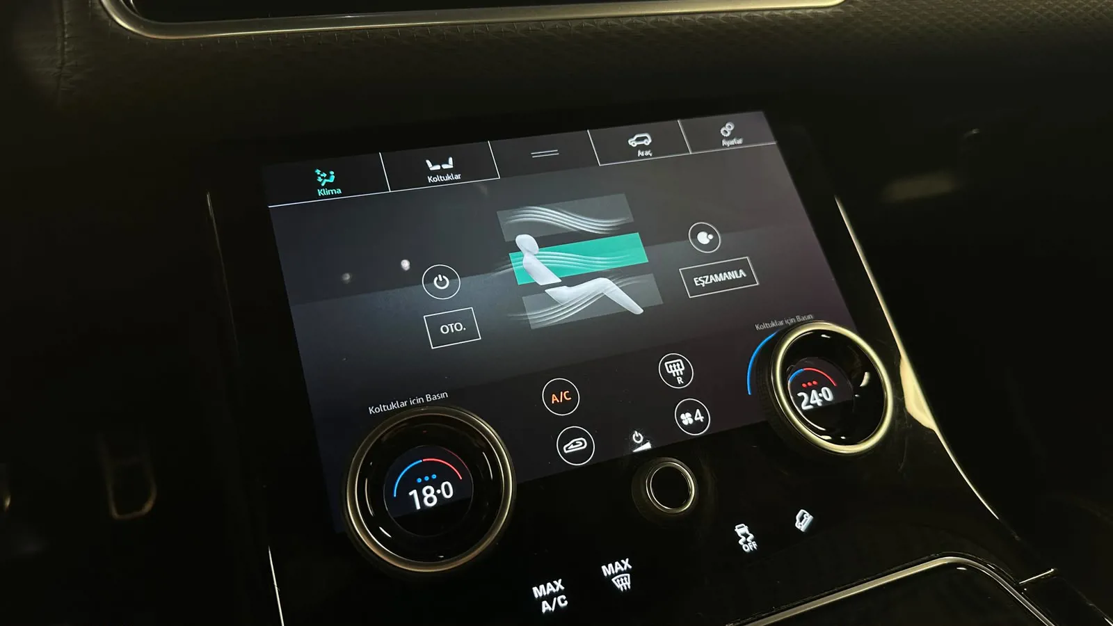 Rover VELAR 2.0 TD4 R-DYNAMIC S 