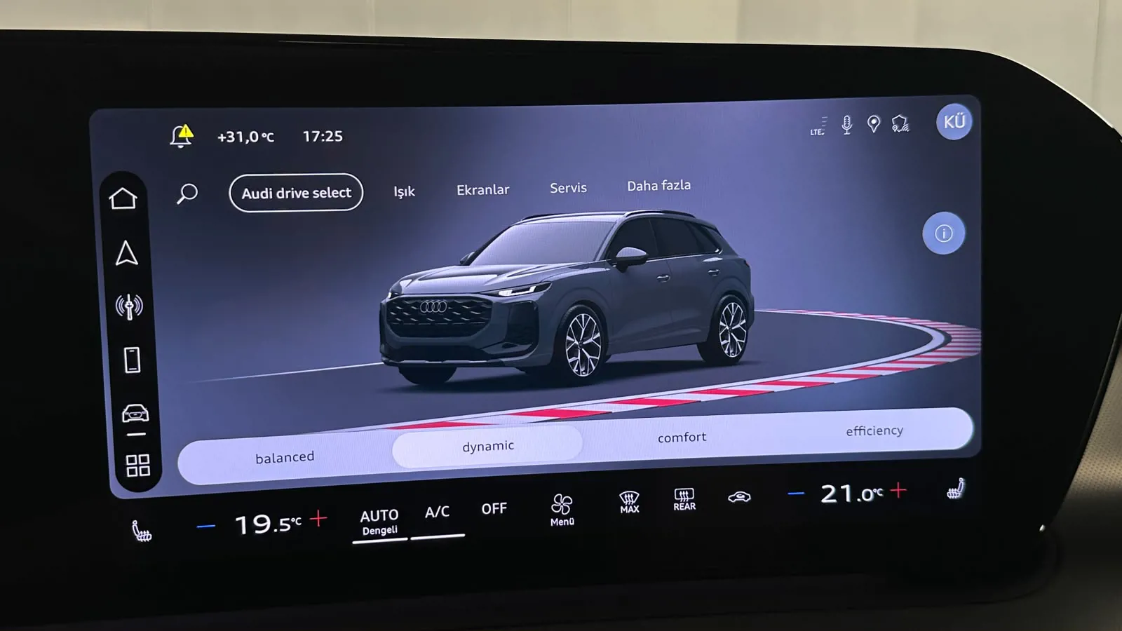 Audi Q3 1.5 TFSI S LINE