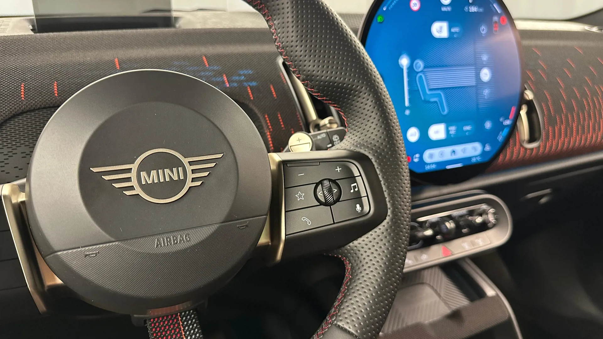 Mini COUNTRYMAN 1.5 JOHN COOPER WORKS