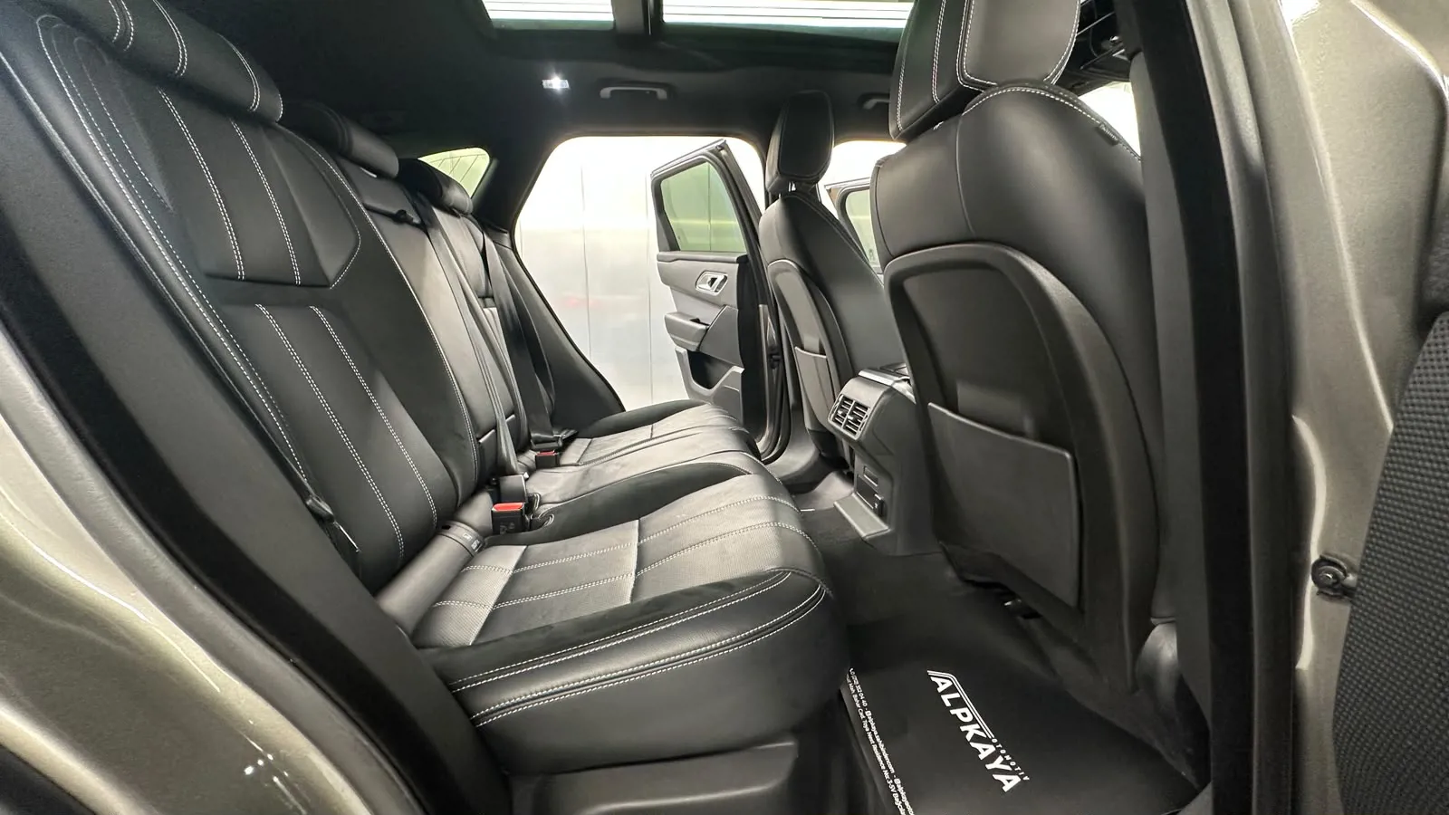 Rover VELAR 2.0 TD4 R-DYNAMIC S 