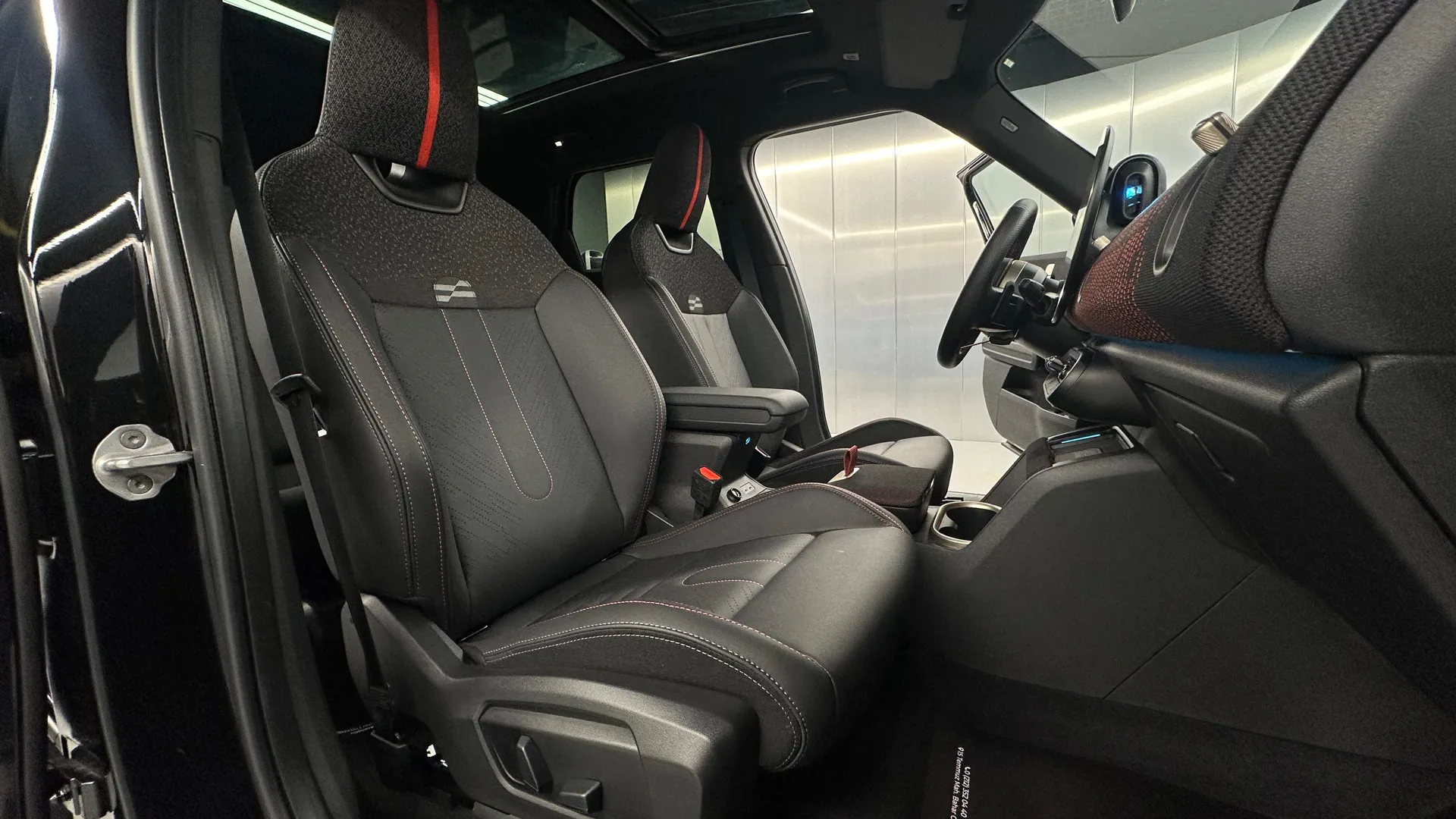 Mini COUNTRYMAN 1.5 JOHN COOPER WORKS