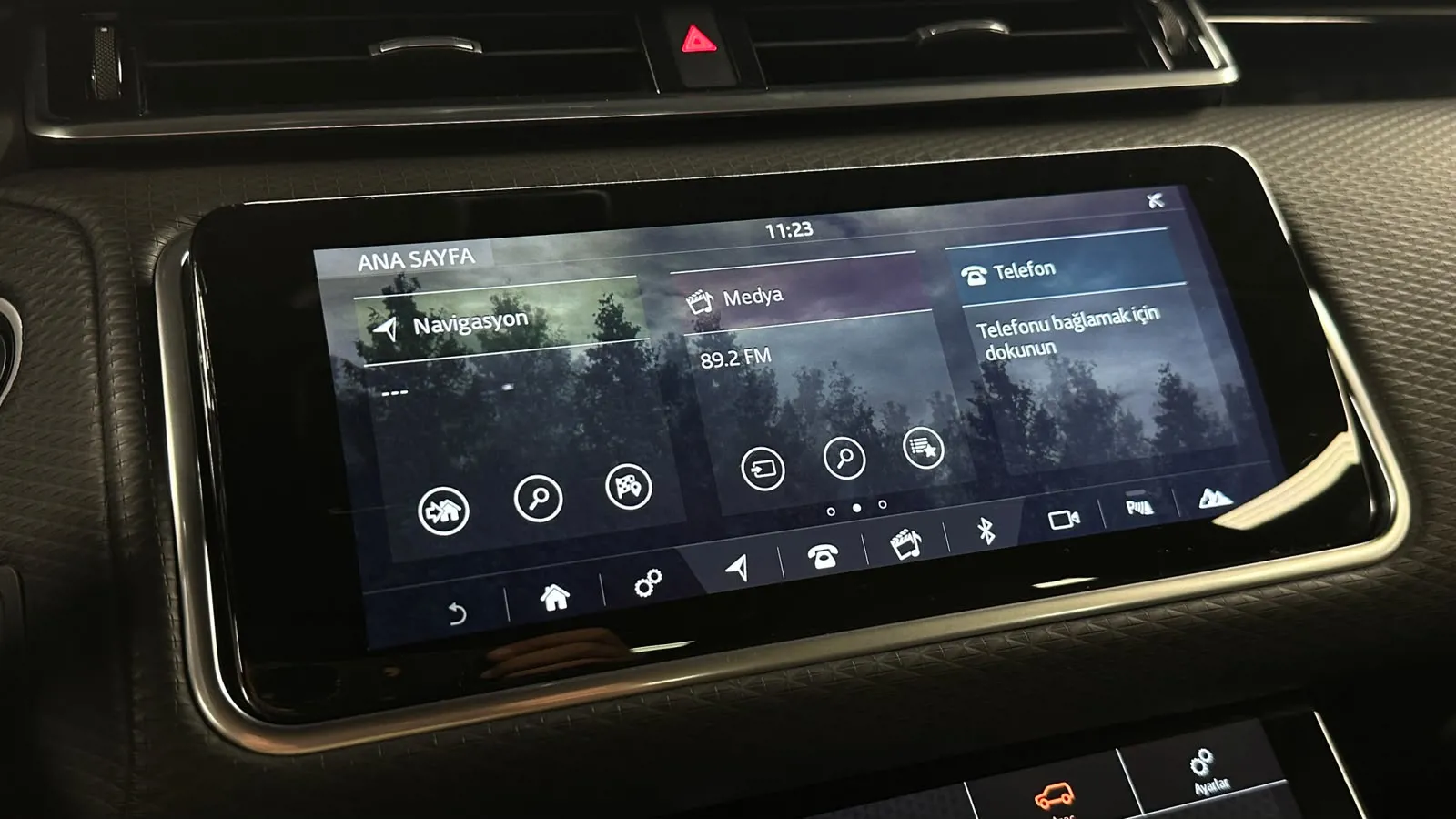 Rover VELAR 2.0 TD4 R-DYNAMIC S 