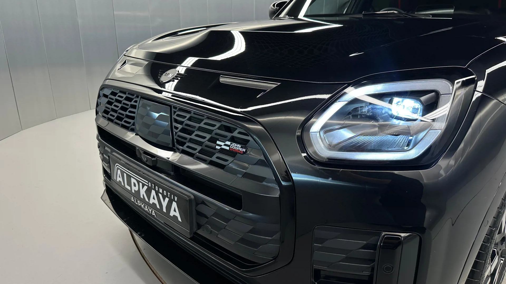 Mini COUNTRYMAN 1.5 JOHN COOPER WORKS