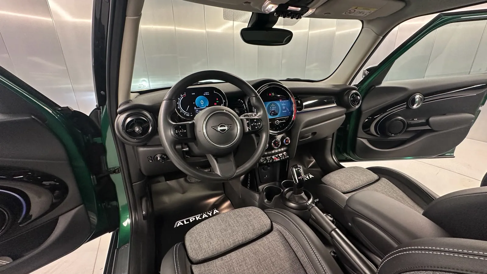 Mini COOPER 1.5 SIGNATURE