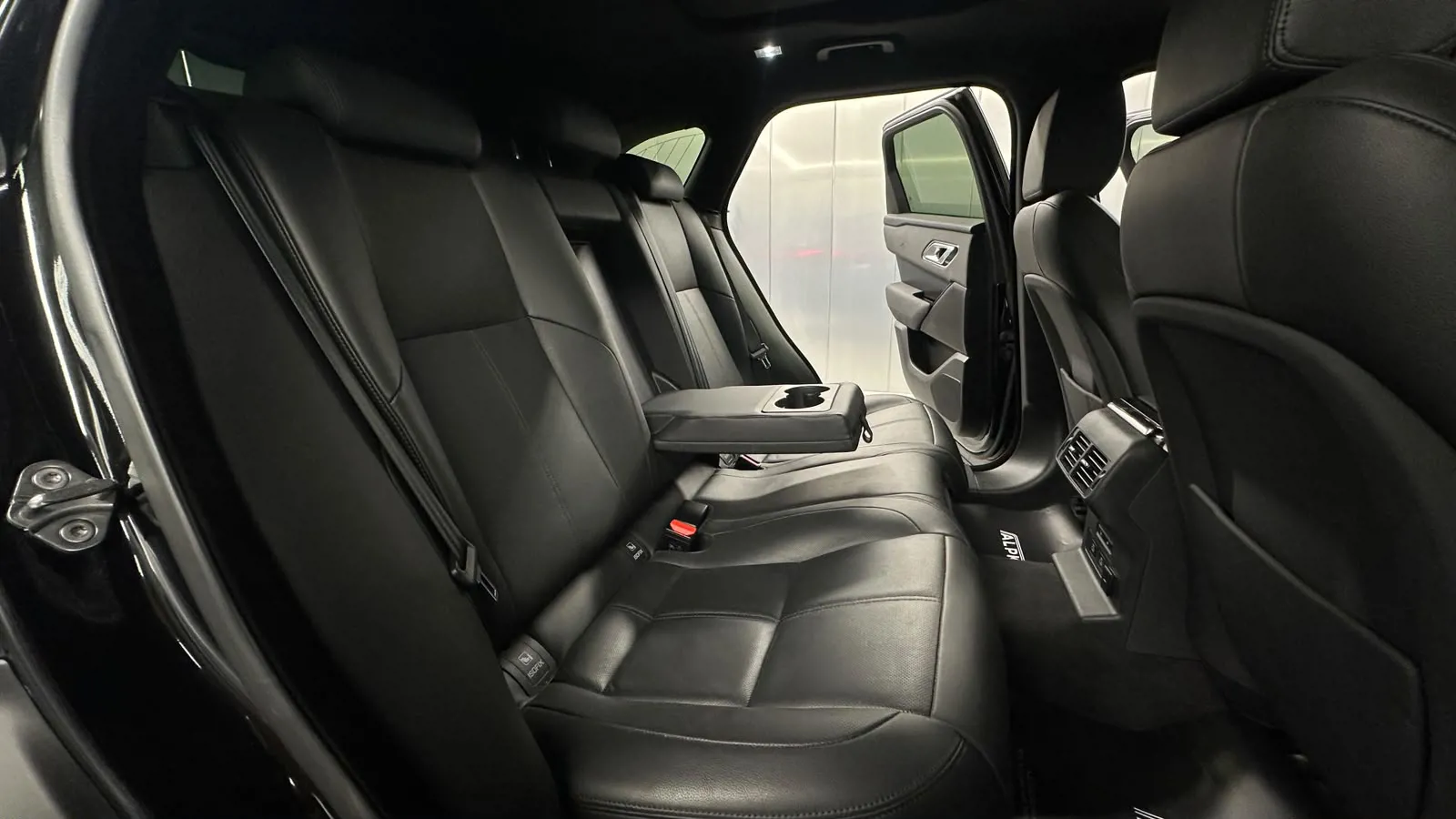 Rover VELAR 2.0 D204 DYNAMIC SE