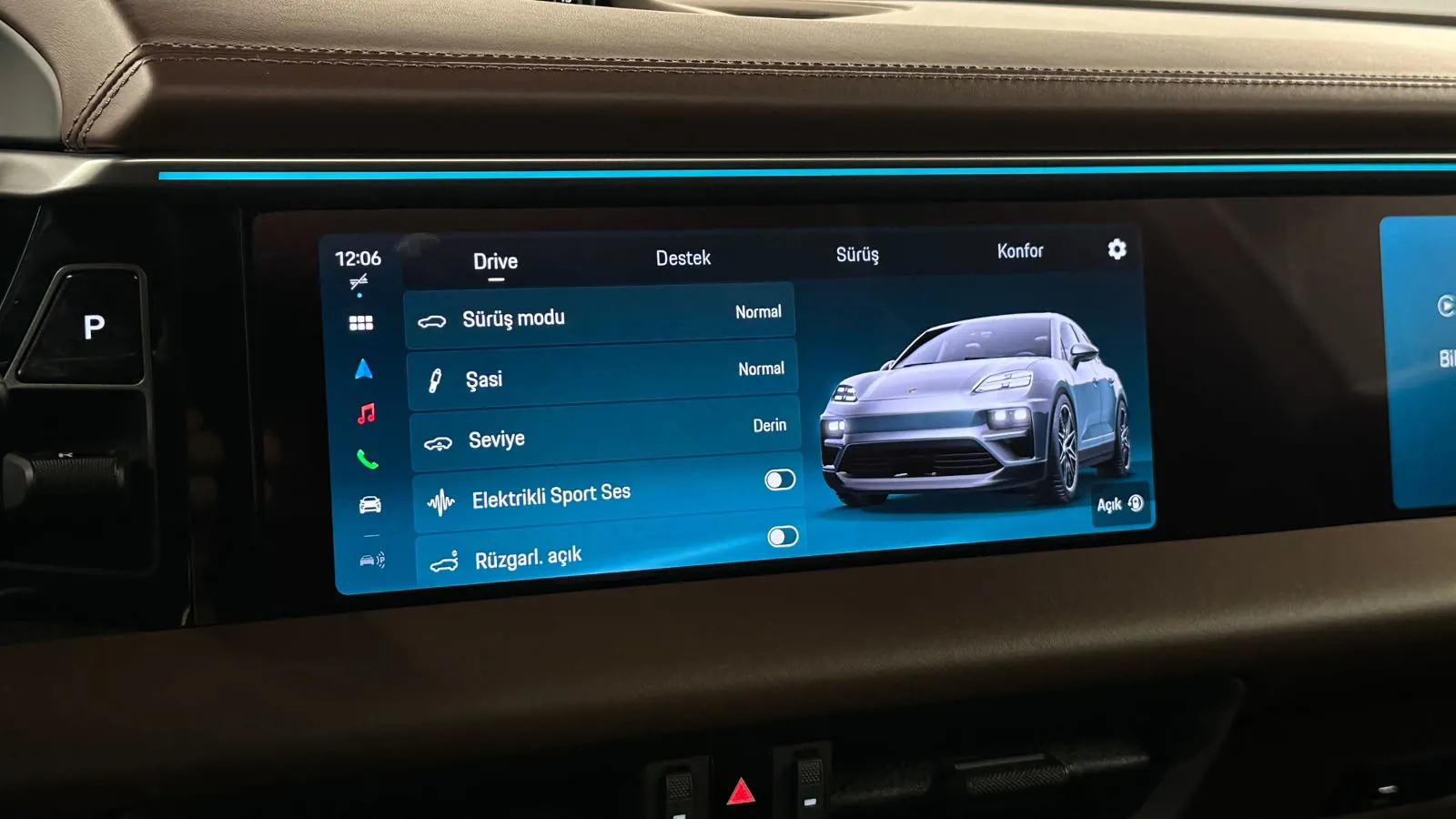 Porsche  MACAN 4