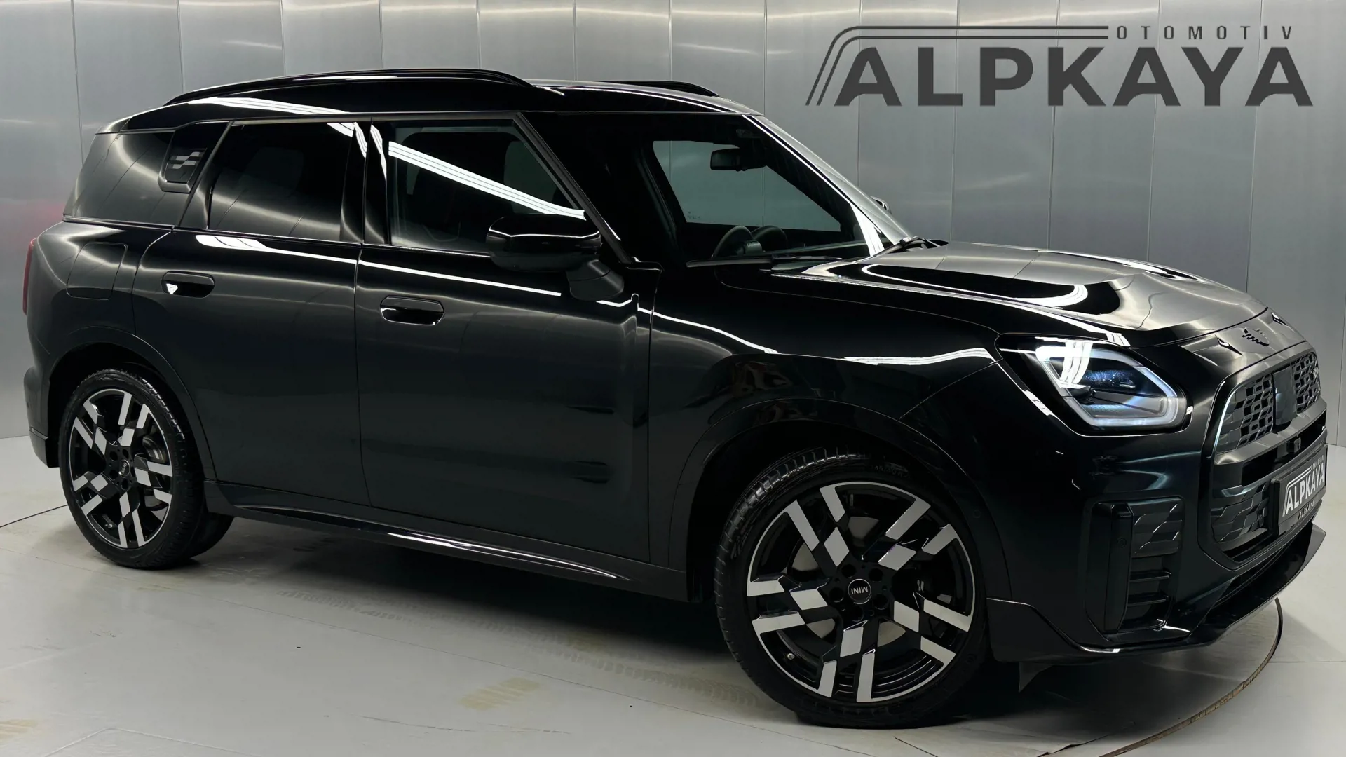 Mini COUNTRYMAN 1.5 JOHN COOPER WORKS