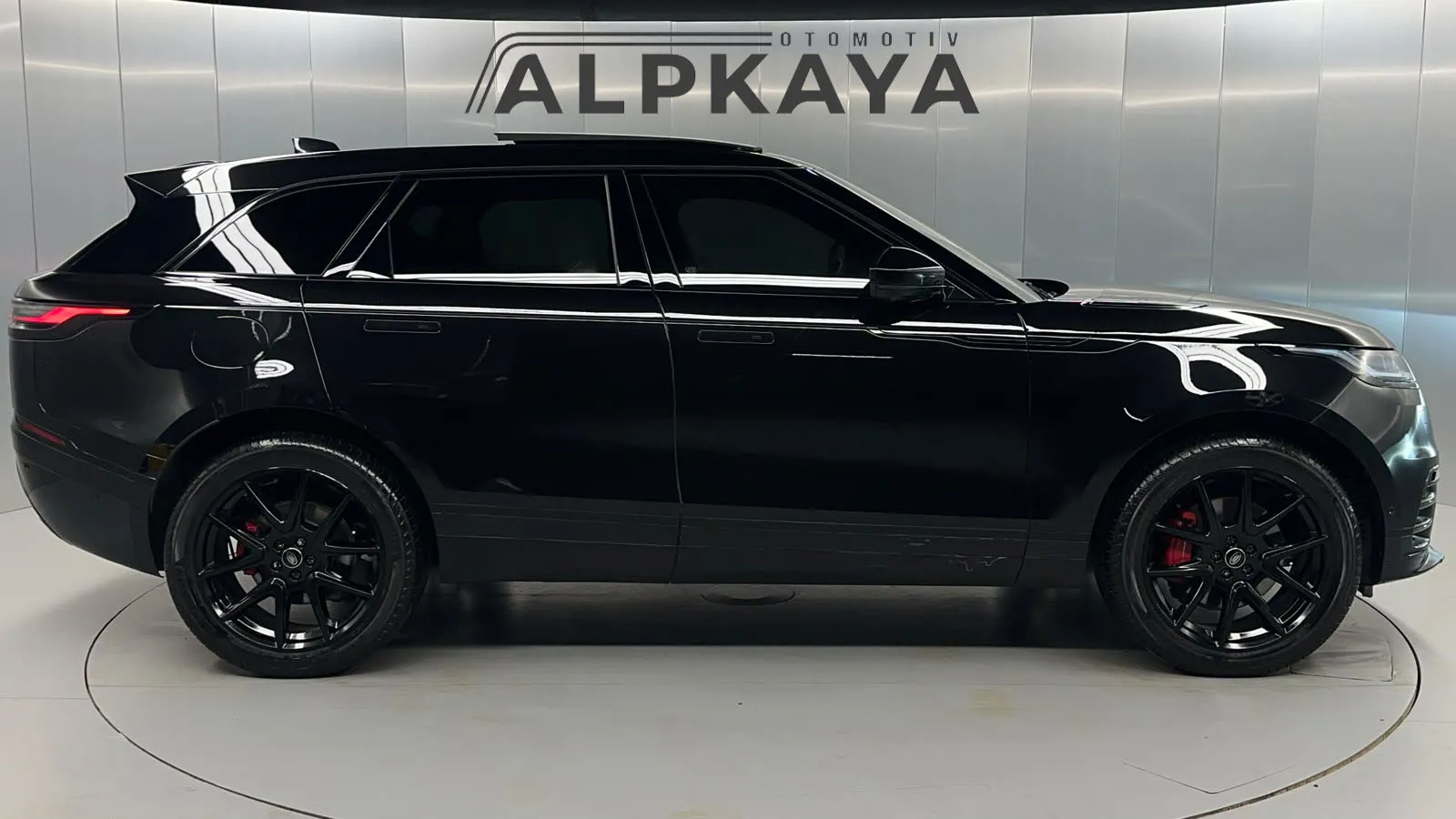 Rover VELAR 2.0 D204 DYNAMIC SE