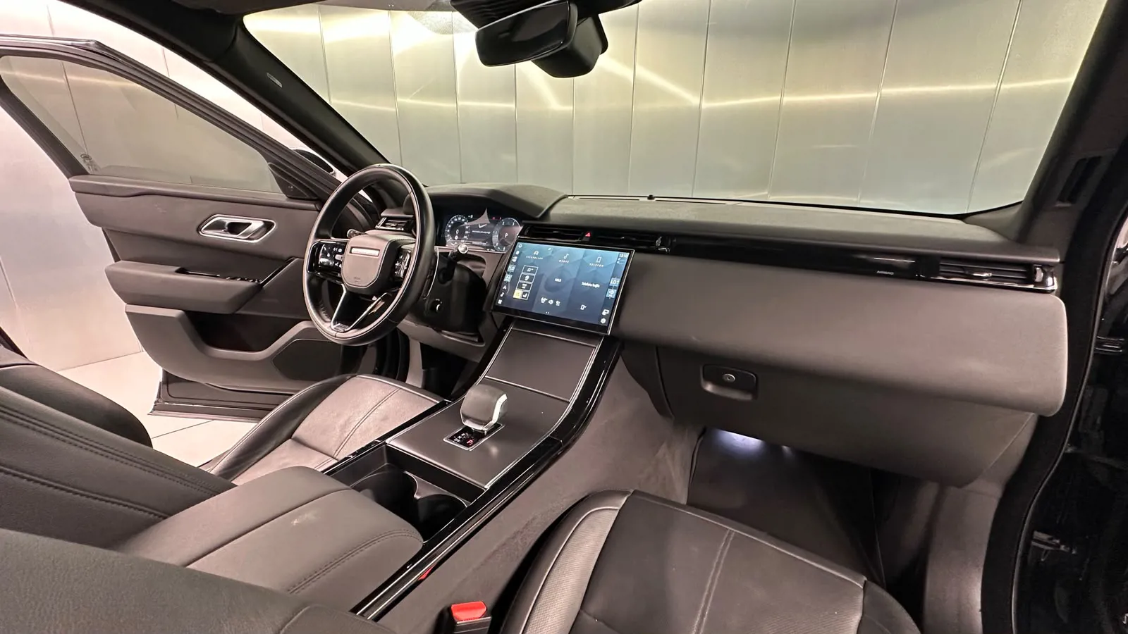 Rover VELAR 2.0 D204 DYNAMIC SE
