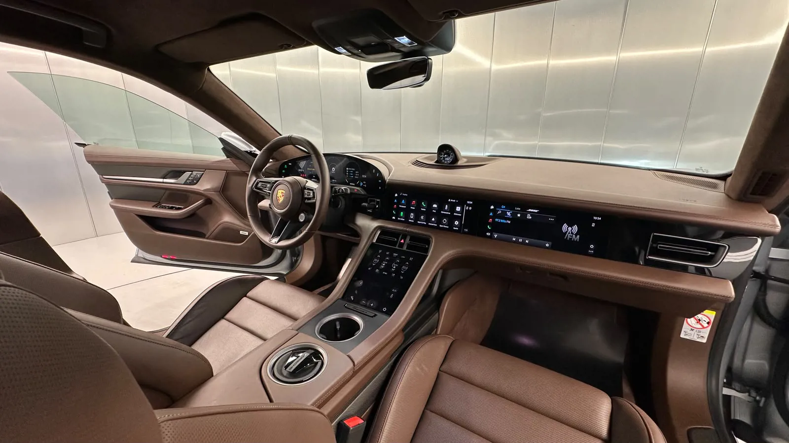 Porsche TAYCAN TURBO S 