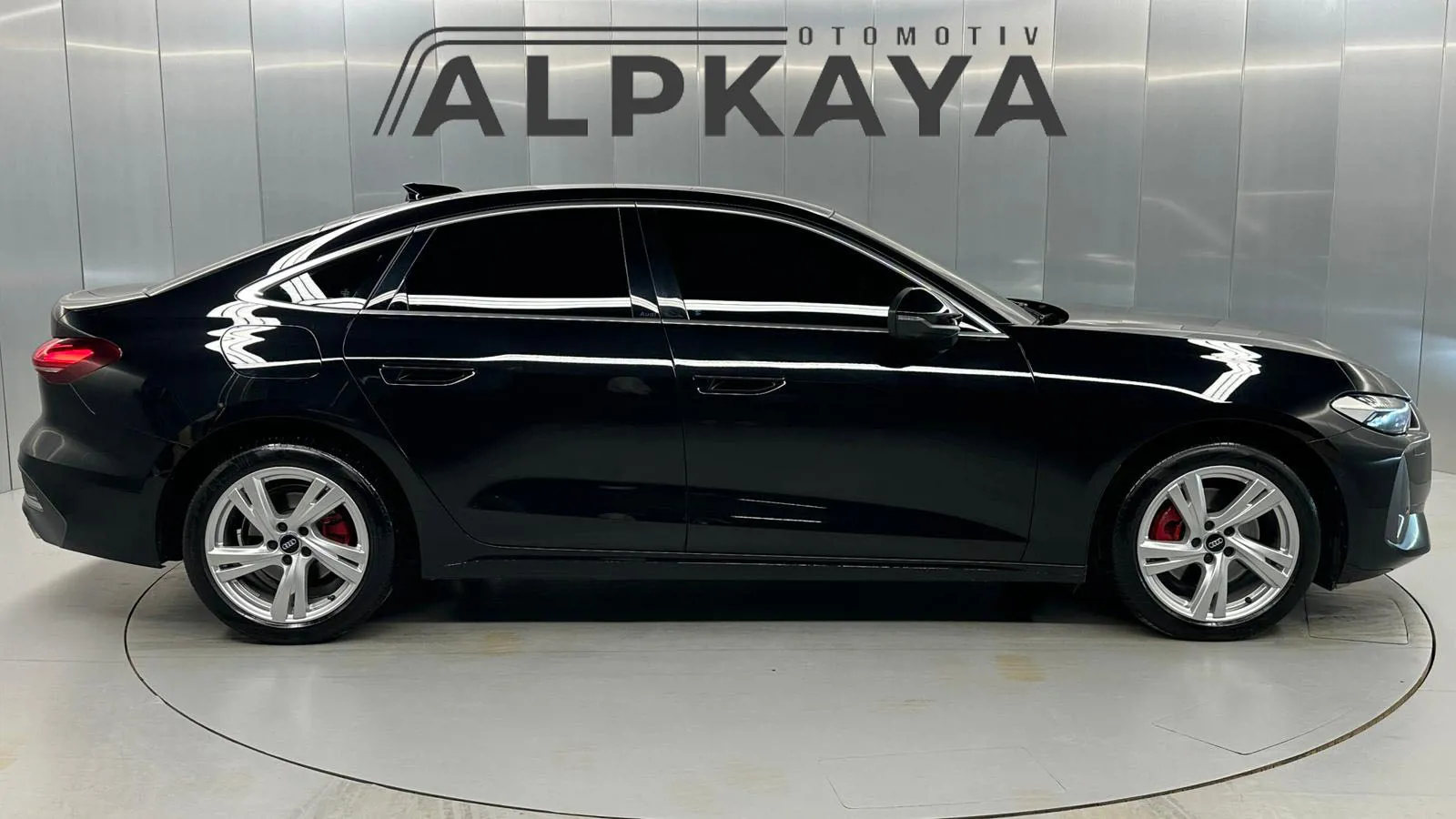 Audi A5 SEDAN TFSI QUATTRO ADVANCED
