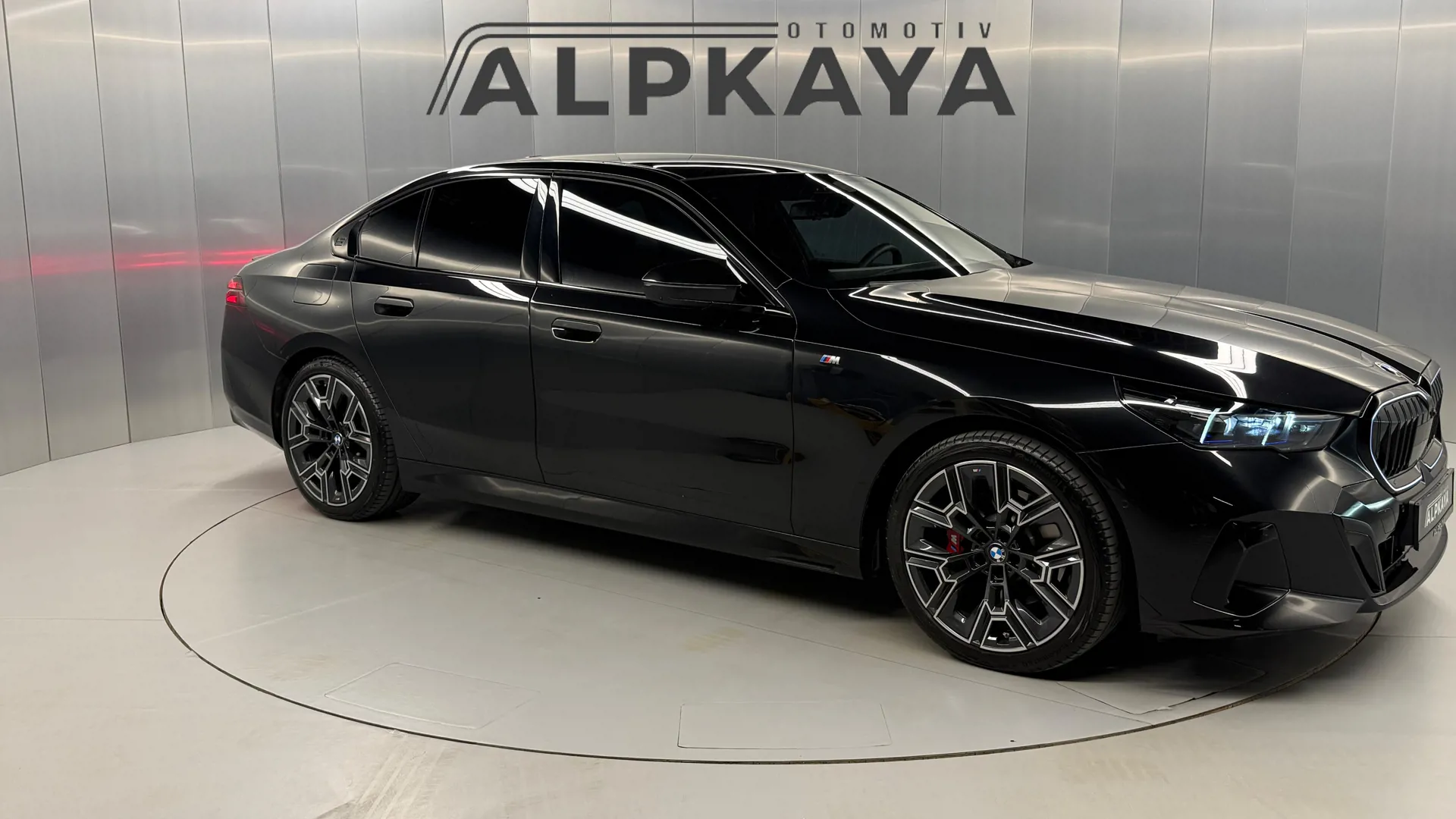 BMW 520I M SPORT